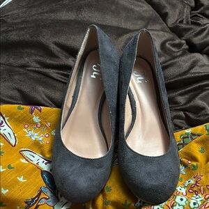 Elegant Black Suede Wedge Shoes for Women